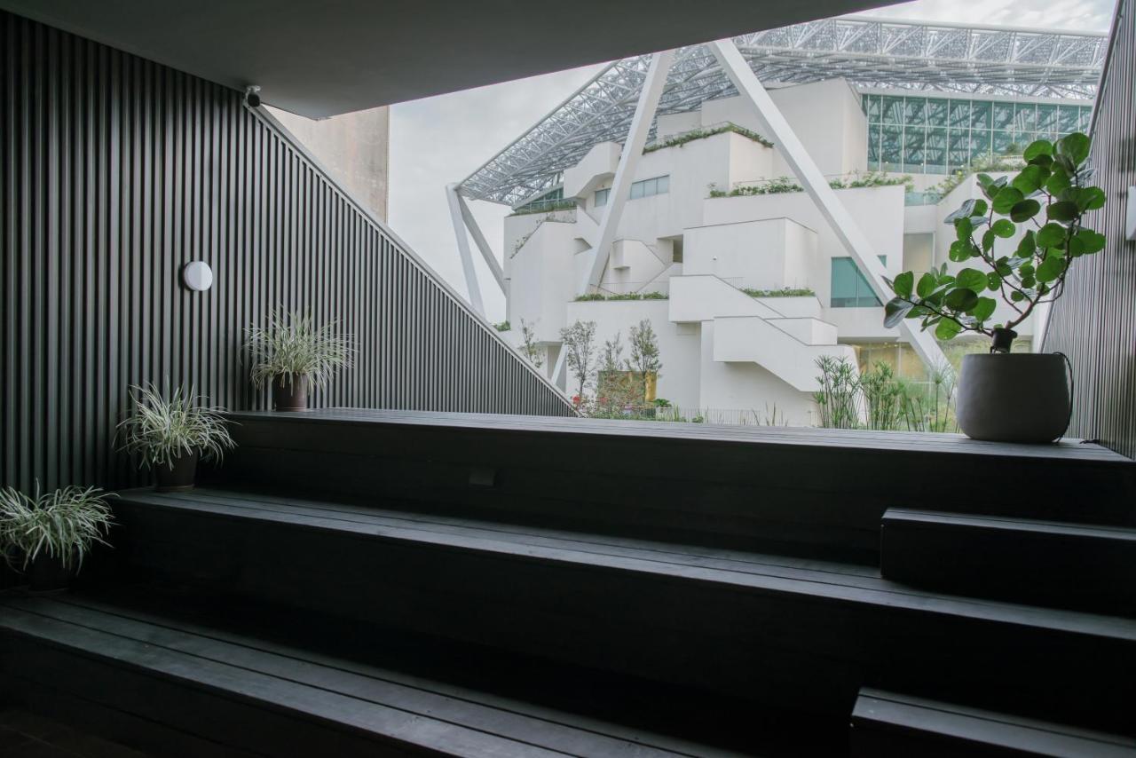 J Youai House 珍友愛 景觀包棟民宿 Tainan Exteriör bild